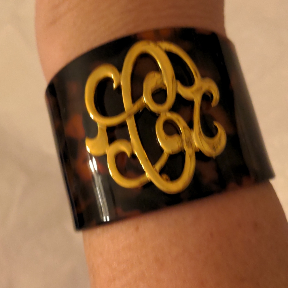 NWOT cuff bracelet